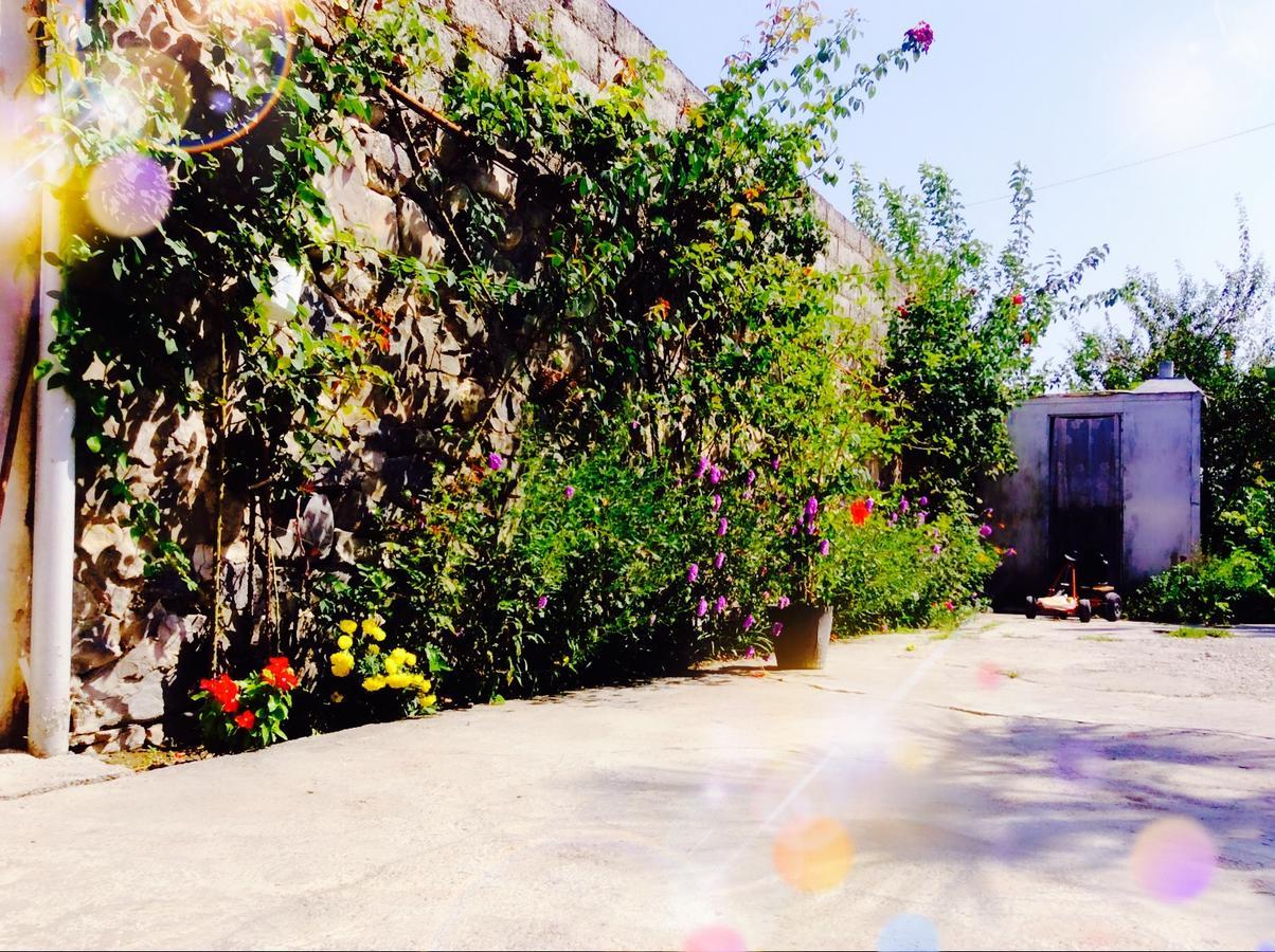 House On Ashiq Cuma Street 8 Bed & Breakfast Şǝki Exterior foto
