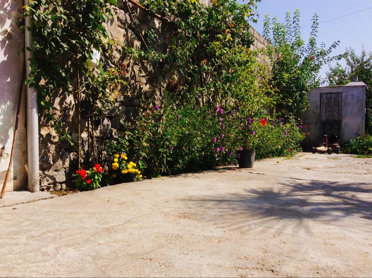 House On Ashiq Cuma Street 8 Bed & Breakfast Şǝki Exterior foto