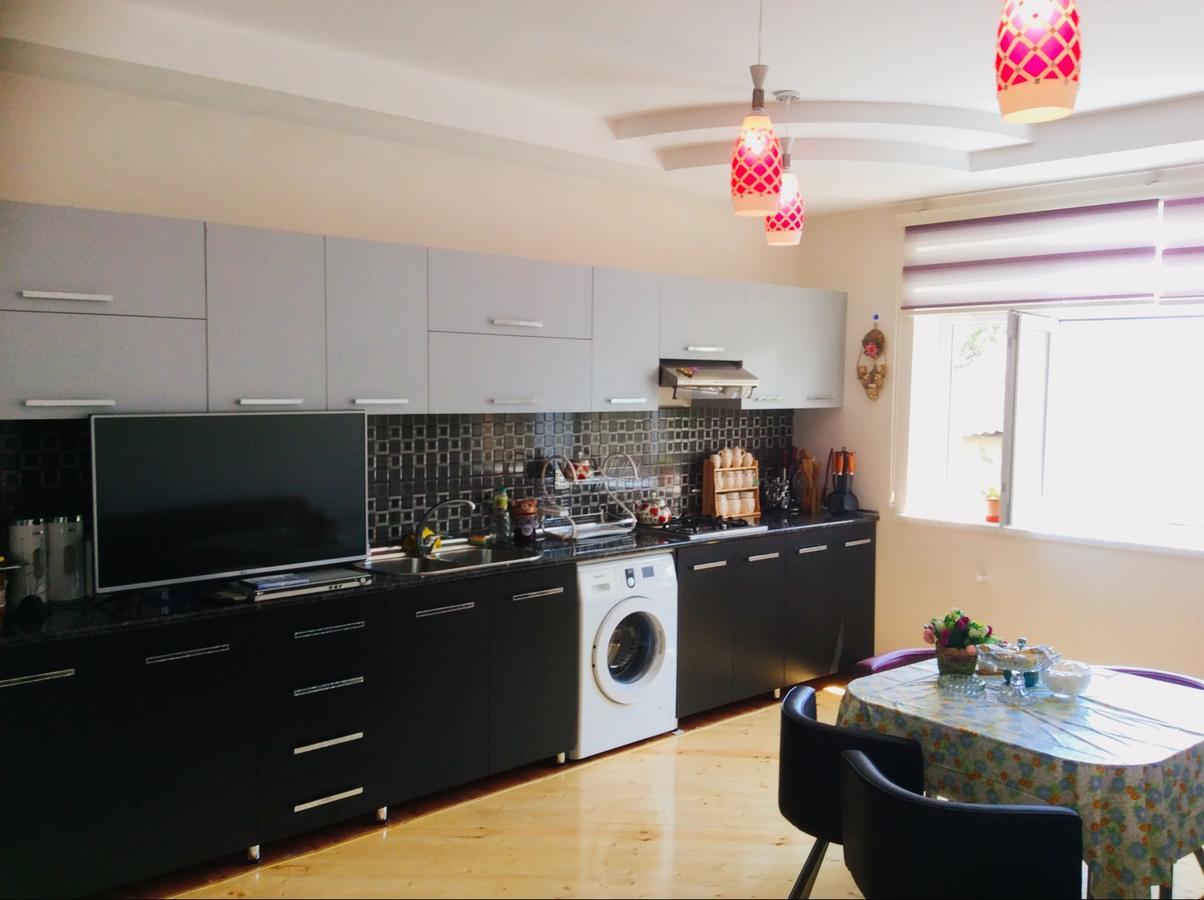 House On Ashiq Cuma Street 8 Bed & Breakfast Şǝki Exterior foto